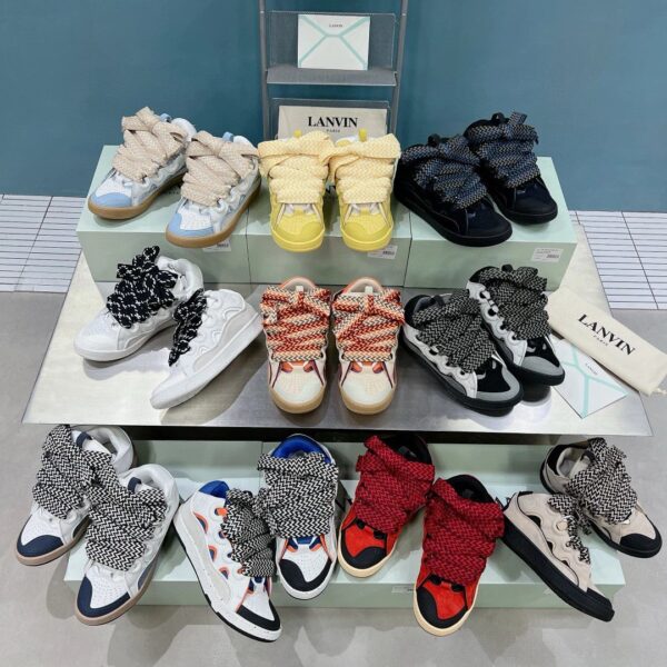 Lanvin Curb