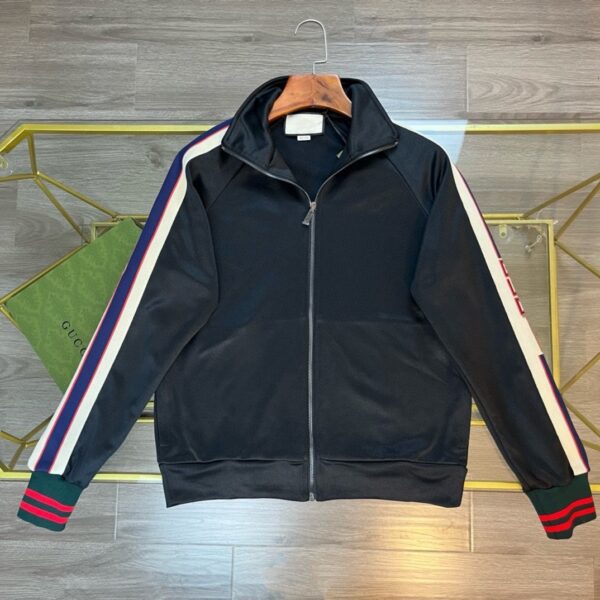 Gucci zip