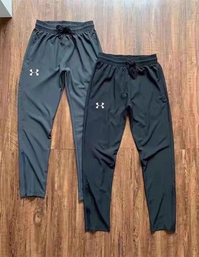 Jogging Under Armour