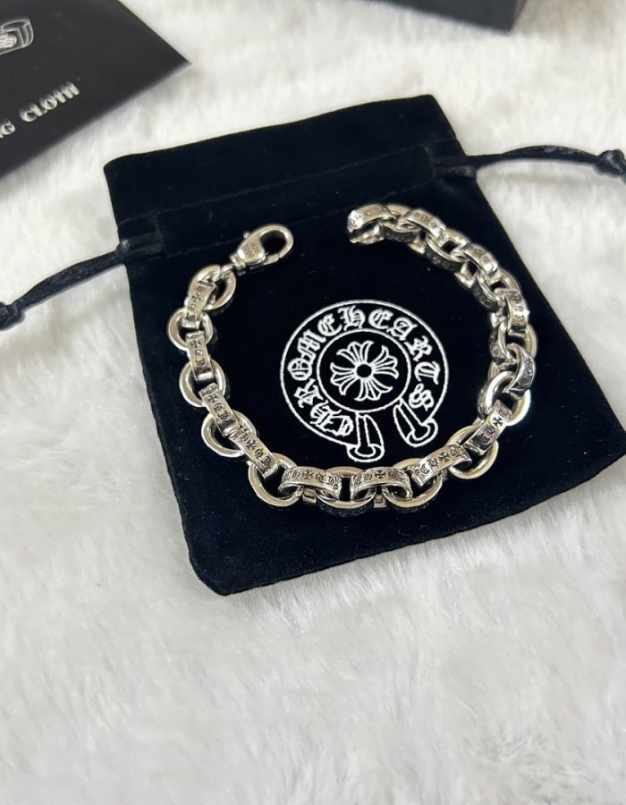 Bracelet Chrome Hearts avec boite